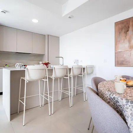 Ct 404 - Faro's Higueron Hights - Seaviews