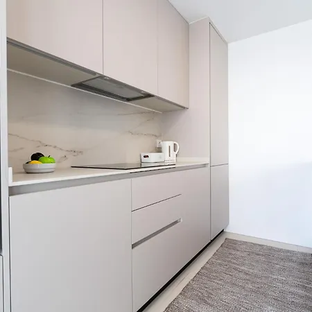 Ct 404 - Faro's Higueron Hights - Seaviews *