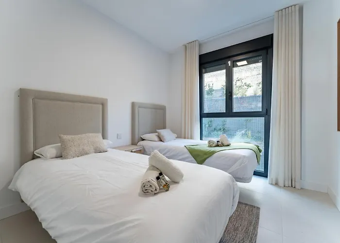 Ct 404 - Faro's Higueron Hights - Seaviews